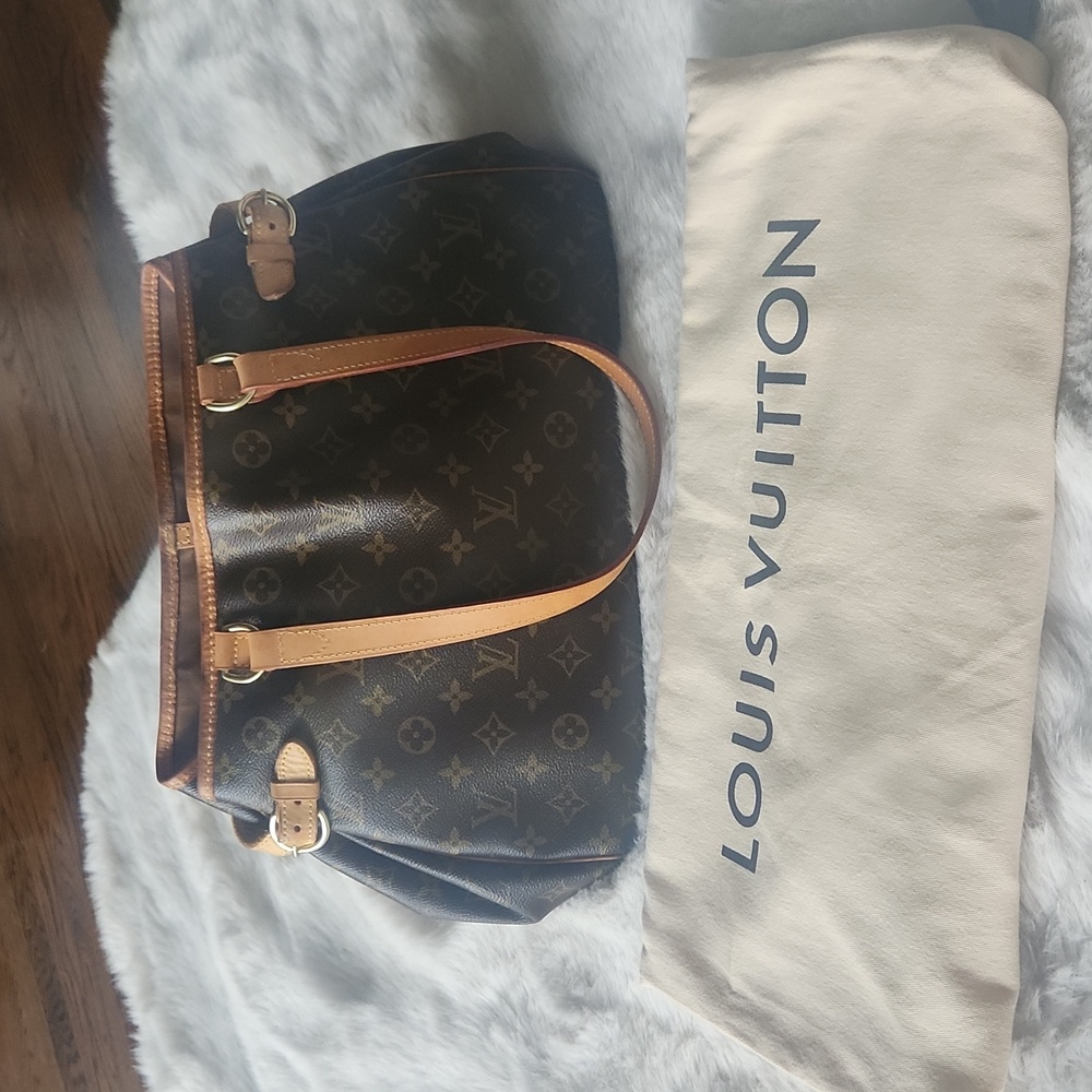 Loius Vuitton Bagtignolles Leather Bag with Duster, 100% Authentic